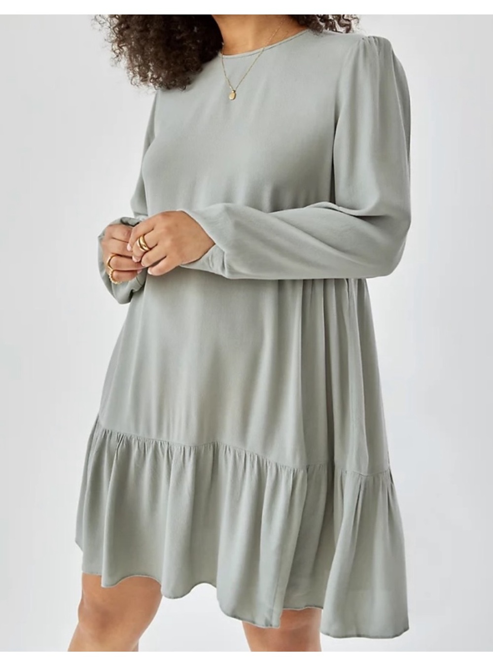 Aritzia Wilfred Lambrusco Mini Dress Dusky Green Long Sleeve Tiered Small